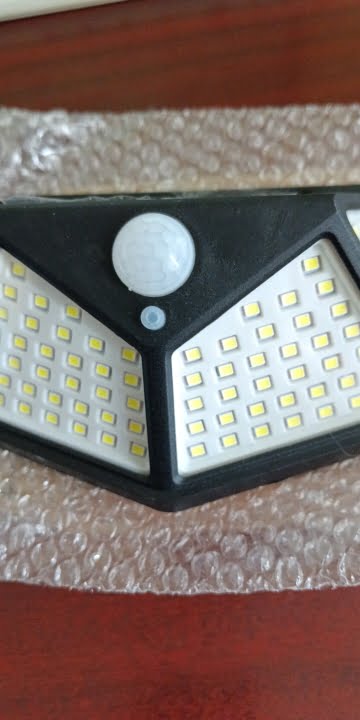 Solar Powered Outdoor light with motion sensor - Image 3